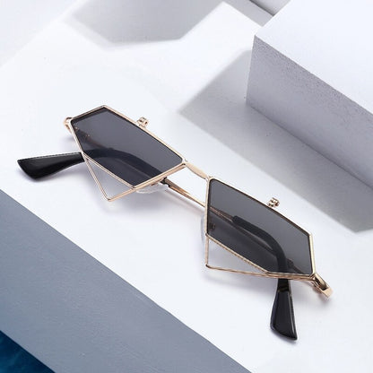 Unisex  Vintage Metal Frame Flip up Triangle Sun Glasses